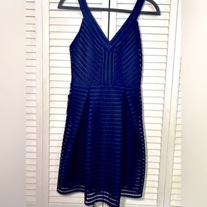 Women’s Express fit and flare blue dress size 6, express,‎ Express dress